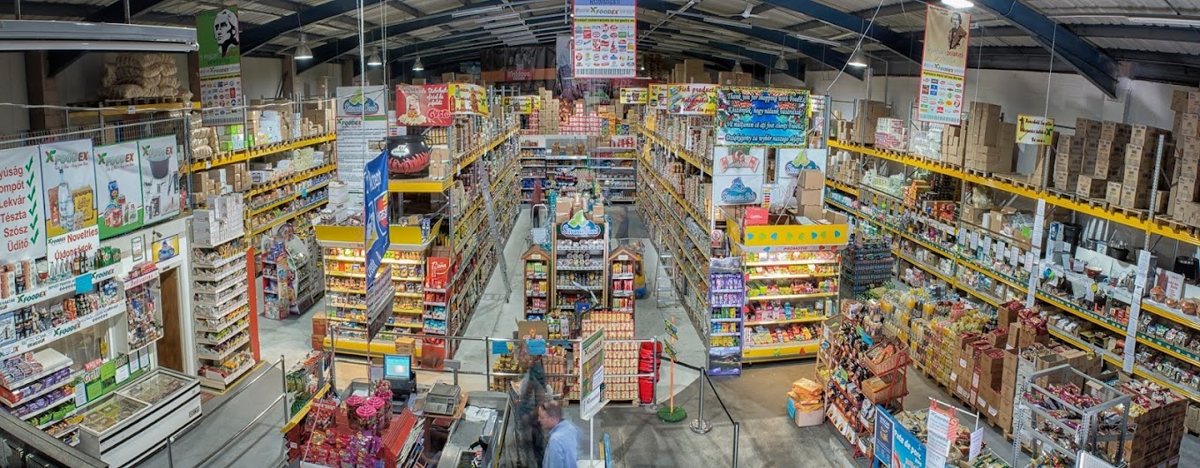 Large-scale cold storage facility for Foodex